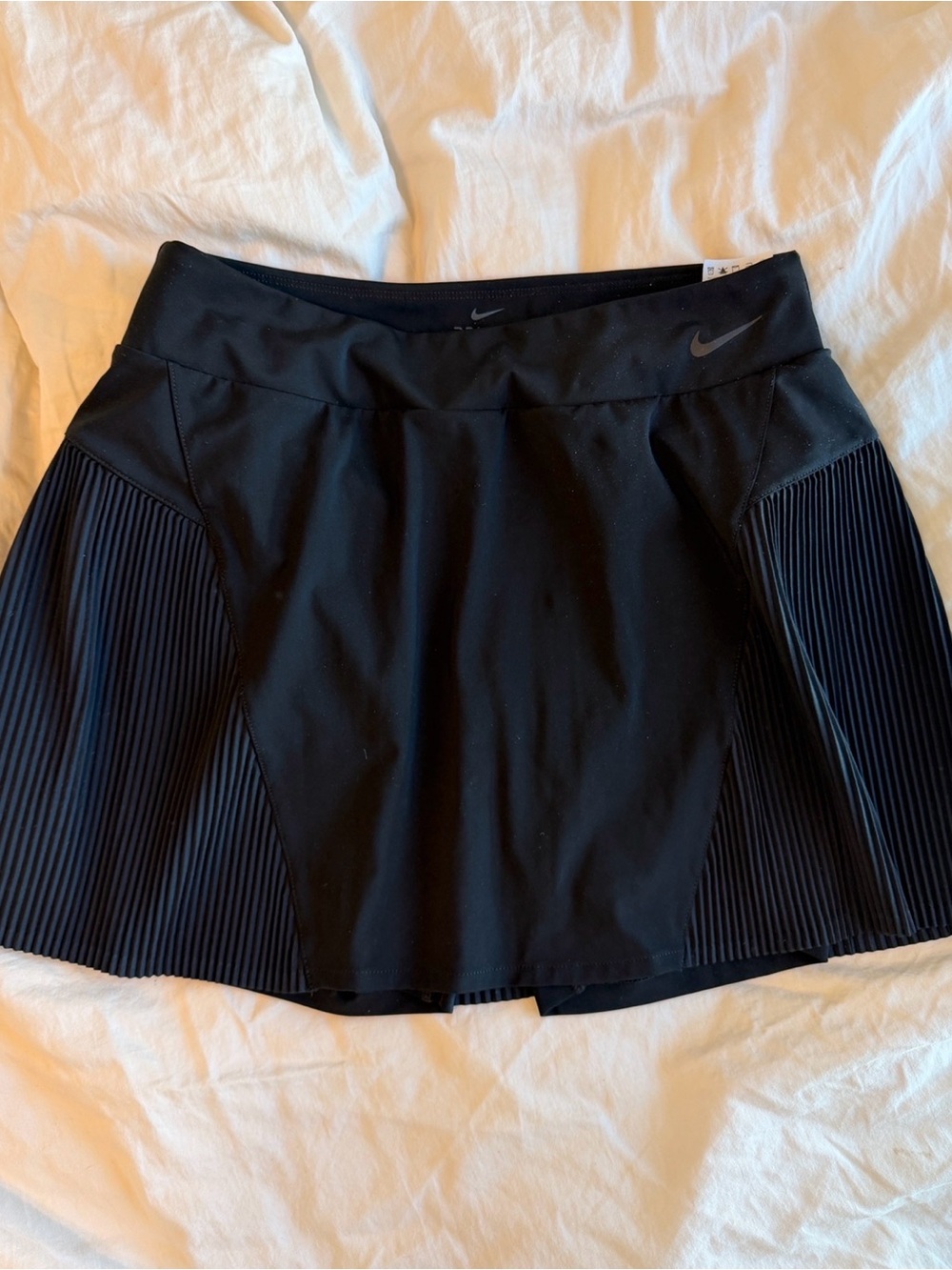 Nike Black Women's Athletic Skort with Pleated Side Panels